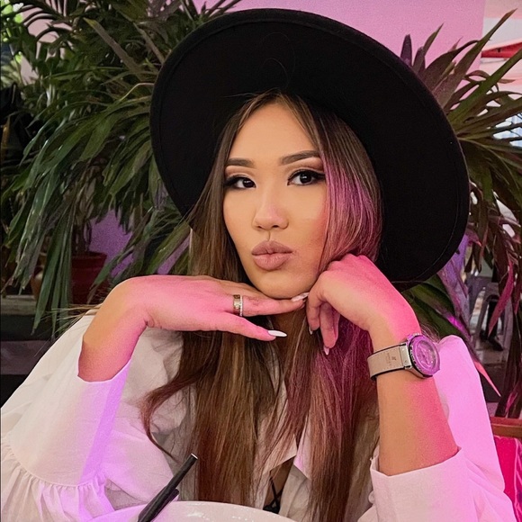 Meet your Posher, Madina - Picture 1 of 1